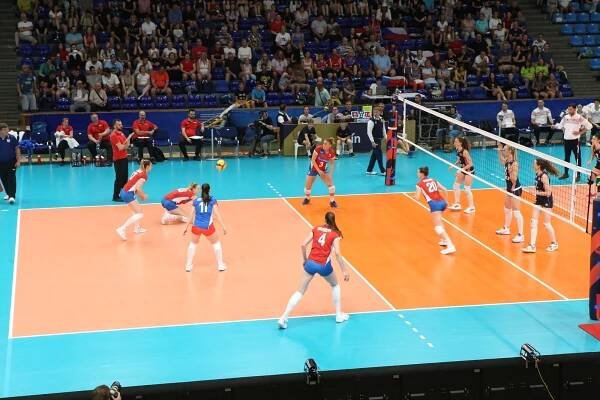 OBRAZEM: Zlatou Evropskou ligu vidělo 1 700 diváků! České reprezentantky padly