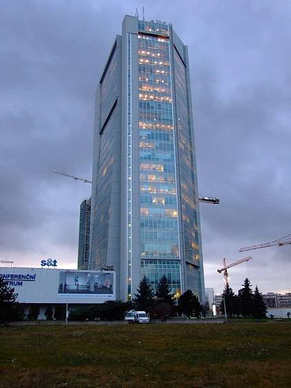 City Empiria – Wikipédia