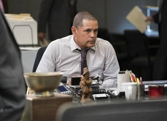 Closer: Nové případy - Osobní věci - Z filmu - Raymond Cruz