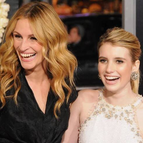 Actresses Julia Roberts and Emma Roberts arrive to the Los Angeles Premiere 