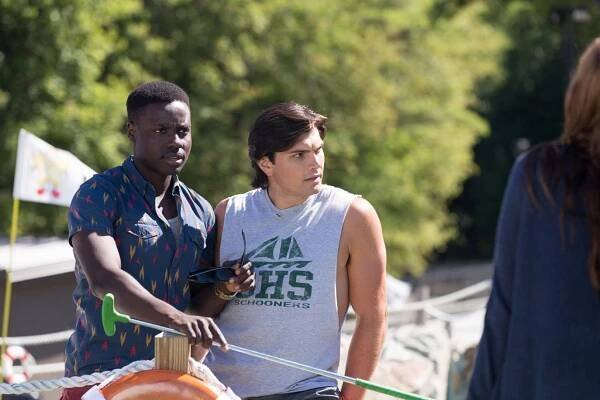 Šprti na tahu - Z filmu - Dayo Okeniyi