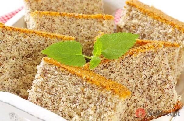 Jednoduchý hrnkový recept na mrkvový koláč s mákem. Takto zajistíte, že bude nadýchaný jako obláček.
