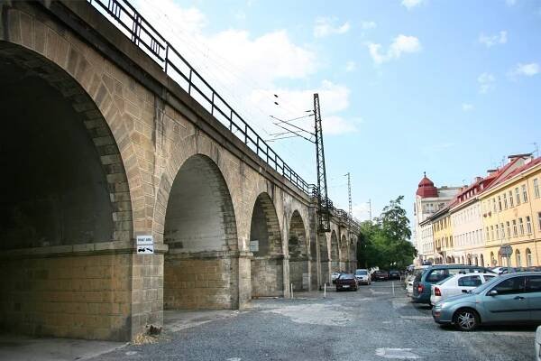 Stavba pražského Metropolitního expresu Spodem za desítky miliard začne u Negrelliho viaduktu