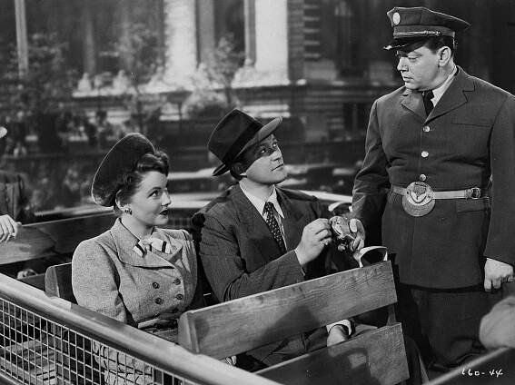 Two Guys from Milwaukee - Z filmu - Joan Leslie, Dennis Morgan