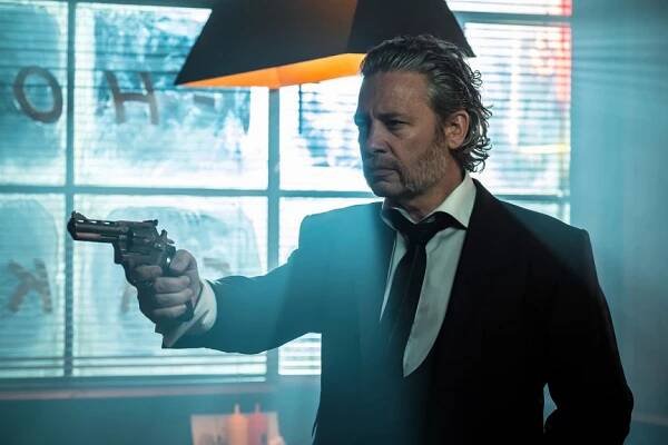 Konečná - Z filmu - Dexter Fletcher