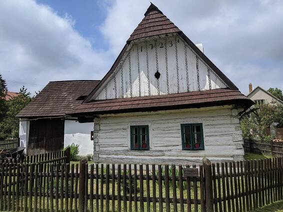 Bystré - Brtounova chalupa čp. 137 (městské minimuzeum).jpg