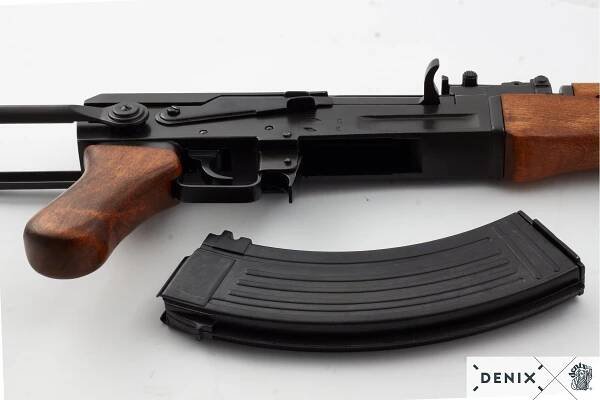 Kalašnikov AK47, sklopka