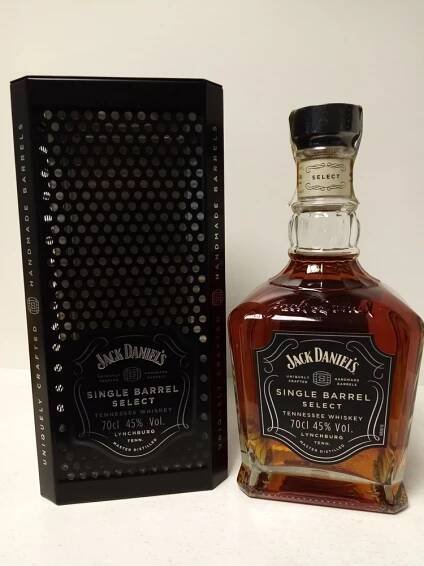 Jack Daniel's Single Barrel TIN 45% 0,7 l - Whisky | Prodej potravin, nápojů a alkoholu Rojal