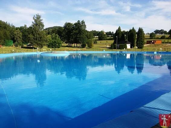Koupaliště Lomnice nad Popelkou - Aquaparky, bazény - Český ráj - Lomnice nad Popelkou
