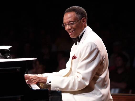Biography — Ramsey Lewis