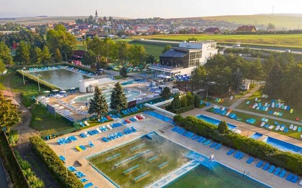 Vrbov u termálního koupaliště a blízko Vysokých Tater v Hotelu Galica *** s polopenzí + vstup do Thermal Parku