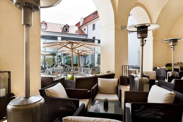 Jindřich Mynařík fotografování realit - Restaurace, kavárna, bar - Praha 1