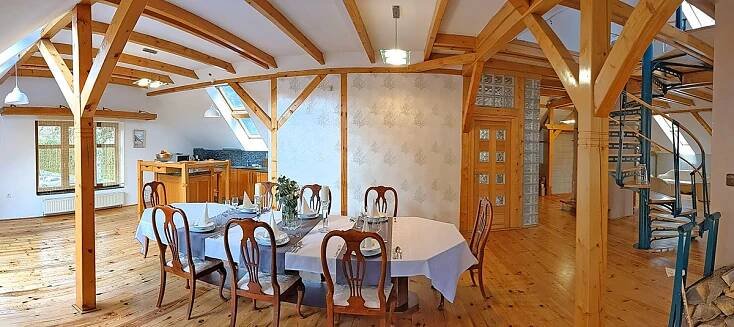 Apartmán Brasserie Avion, Rožnov pod Radhoštěm | Hotel.cz