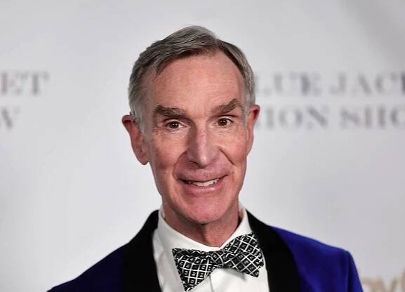 Bill Nye explains light-years and the vastness of the universe