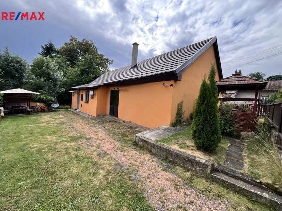 Prodej domu 3+1, pozemek 205m2, Hněvkovice | Reality.iDNES.cz 