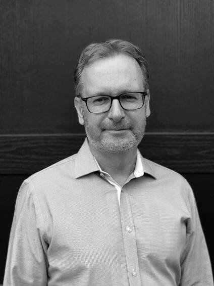 Our Team — SellingInnovations