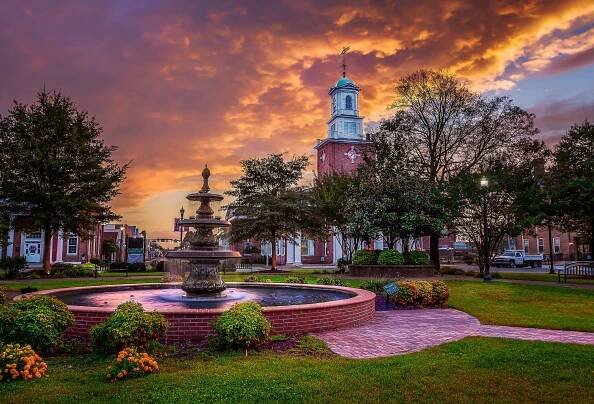 11 Picture-Perfect Main Streets In Delaware