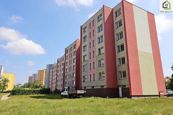 Alej 17. listopadu, Roudnice nad Labem, okres Litoměřice