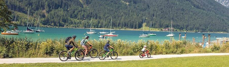 Family bike ride in Maurach am Achensee