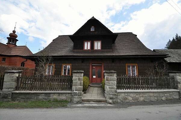 Velké Karlovice - fara.