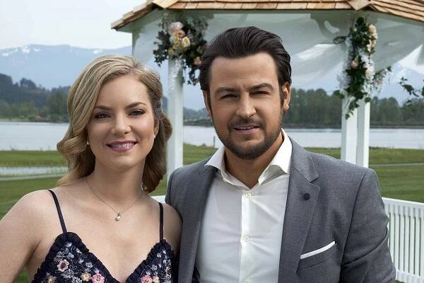 Tyler Hynes’ Hallmark Movies Guide and Unofficial Ranking