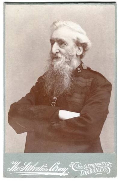 A peep into the Victorian Image Collection - PCCGB