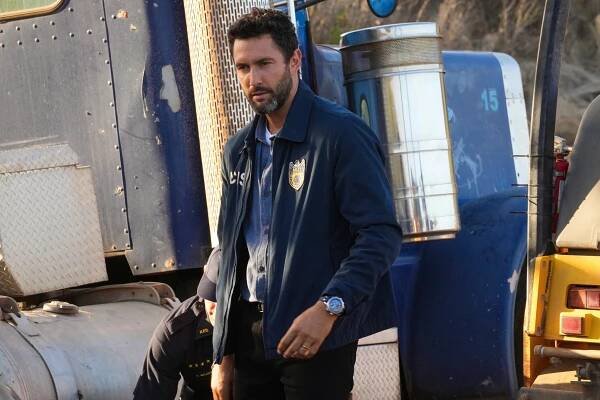 Námořní vyšetřovací služba: Hawai - Stolen Valor - Z filmu - Noah Mills