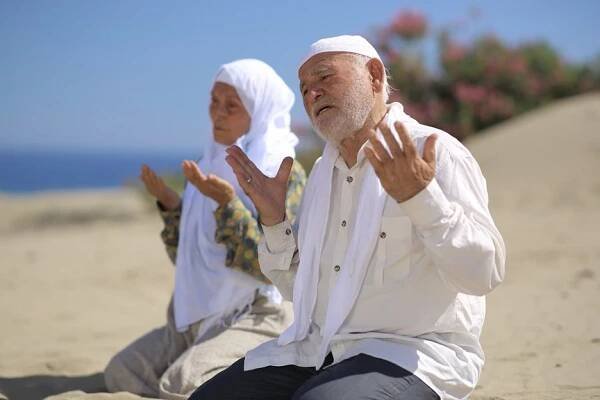 Reyhan İlhan, Ali Ercan - Kabe Yollarında: Doyamadım Muhammede - Z filmu