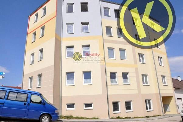 PRONAJATO Nový zděný 1+kk, 33m2, náměstí Š.Lomnického, Ševětín u ČB