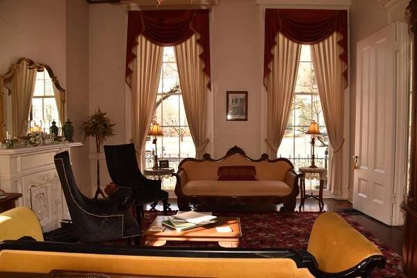 Parlor 3