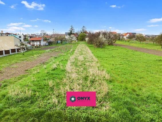 Prodej Pozemek, Rousínov - Slavíkovice, okres Vyškov