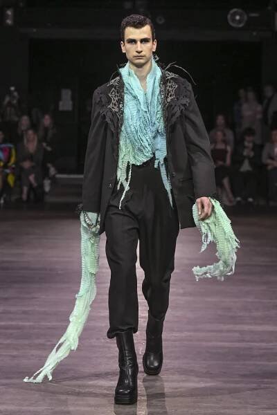 MBPFW 2025: Představujeme 5 nej z pražského fashion weeku