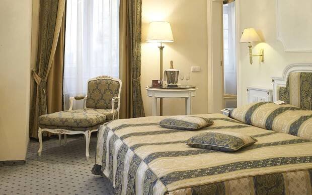 Mariánské Lázně: 5* Hotel Esplanade Spa & Golf Resort s bazénom, Rímskymi kúpeľmi a procedúrou + raňajky