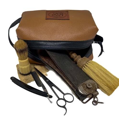 bison-leather-dopp-kit 1
