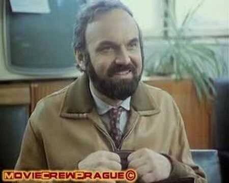 I.TRHÁK - Kravina na kvadrat,výplod šílence,debilní paskvil.