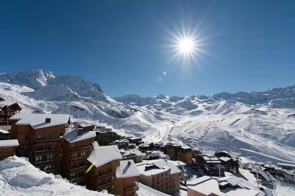 Top Resorts for Spring Skiing - Ski In Luxury Blog