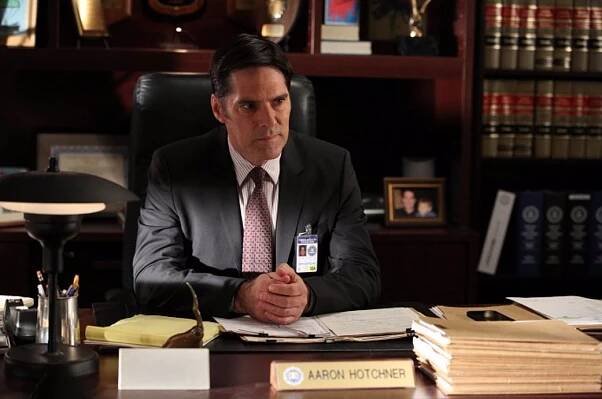 Foto k tématu Thomas Gibson – stránka 2