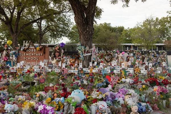 Parents of Uvalde Shooting Victims Are Protesting at the School District Office