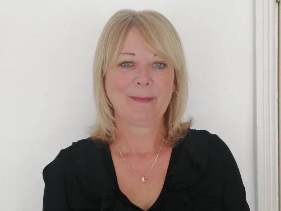 Mrs Julie Johnson