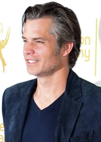 Soubor:Timothy Olyphant March 19, 2014 (cropped).jpg – Wikipedie