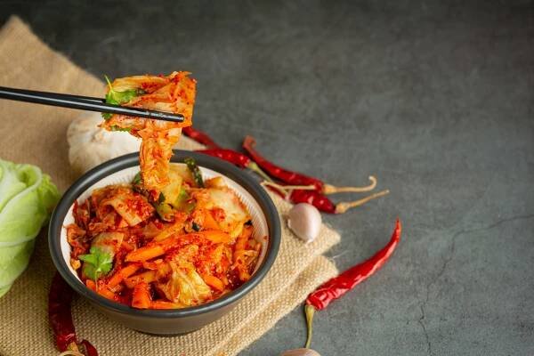 Chyby při přípravě kimchi: Nesprávným postupem přípravy ho neohrozí jen plíseň