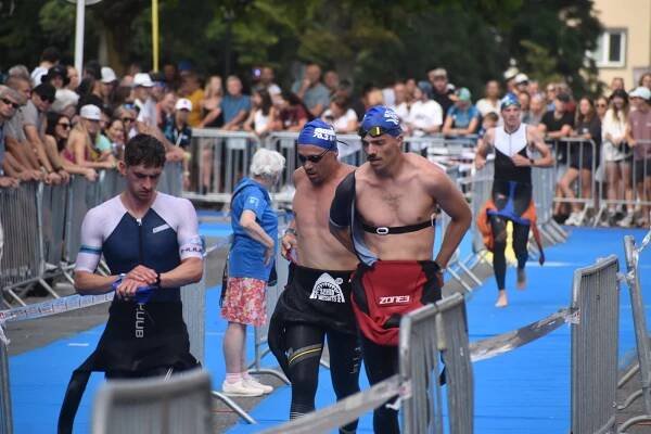 Slavný triatlonový závod Ironman 70.3 se vrací do Hradce