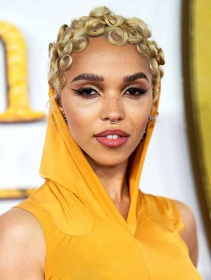 Before FKA twigs Was the Face of This Fragrance, She Sold It at a Department Store: 'Meant to Be!'