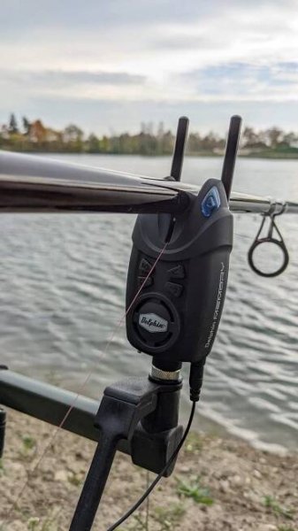 Recenze: Test hlásičů Delphin Memory 9V - Rybářské návody