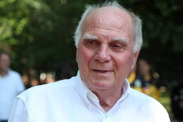 Uli Hoeneß: Der Ehrenpräsident des FC Bayern war bei einer Golfveranstaltung zu Gast.