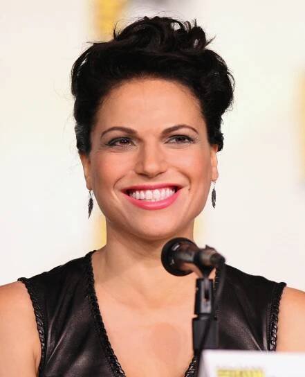 Soubor:Lana Parrilla by Gage Skidmore.jpg – Wikipedie