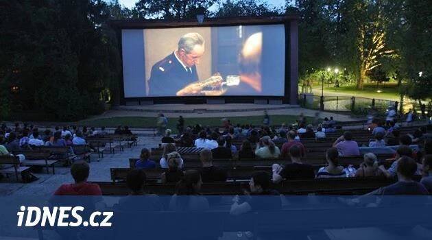 Vyšehrad Dvje, Vojta Dyk, ateliér pro děti. Letní kino Háječek nabídne nejen filmy