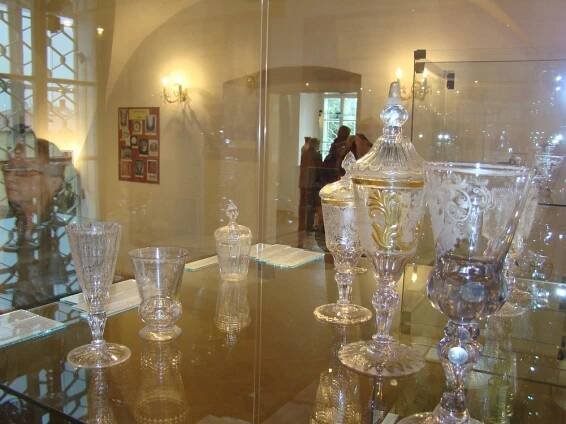 Sklářské muzeum v Kamenickém Šenově – cokolivokoli.cz