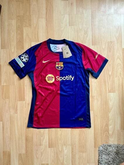 Dres Lamine Yamal - FC Barcelona - Vybavení pro kolektivní sporty