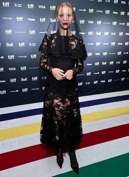 Mia Goth attends the "Pearl" Premiere during the 2022 Toronto International Film Festival at Royal Alexandra Theatre on September 12, 2022 in Toronto, Ontario.